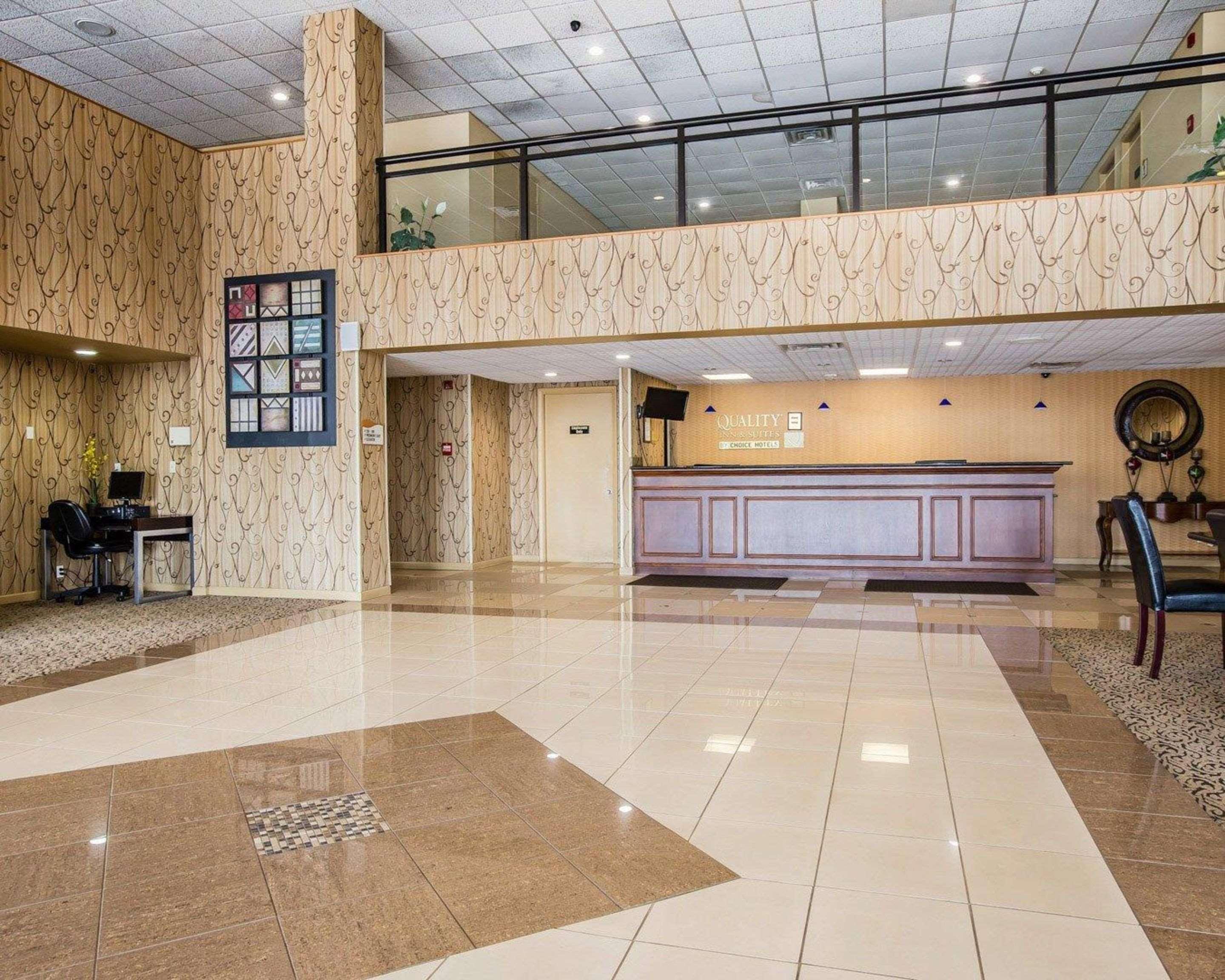 Quality Inn & Suites - Greensboro-High Point Dış mekan fotoğraf